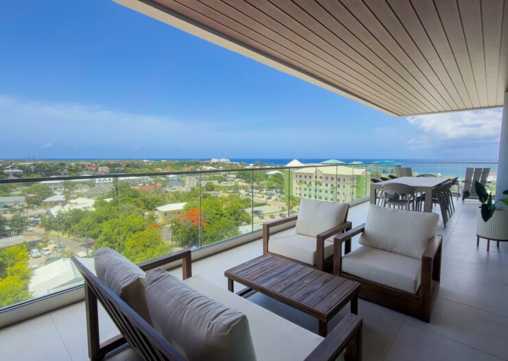 ONE GT - FURNISHED 2 BED WITH DEN