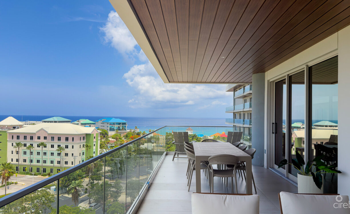 ONE GT - FURNISHED 2 BED WITH DEN