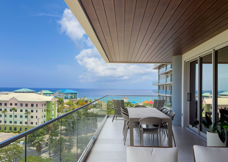 ONE GT - FURNISHED 2 BED WITH DEN