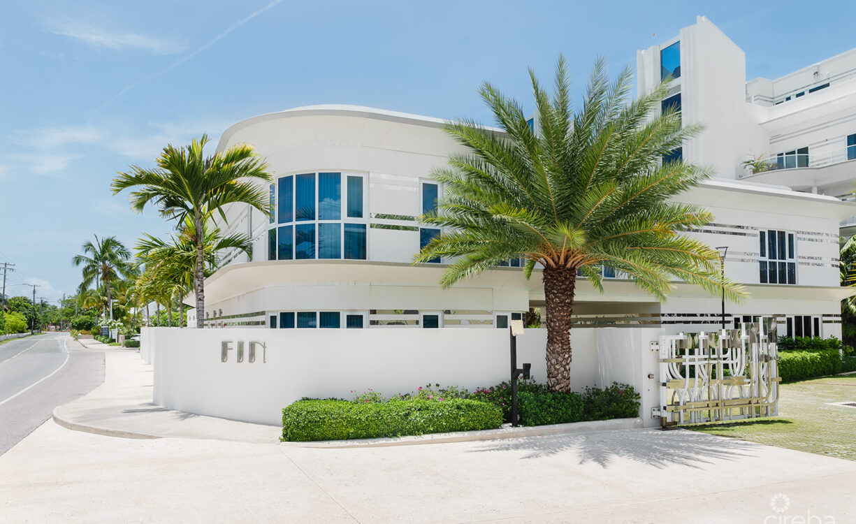 THREE-LEVEL OCEANFRONT FIN PENTHOUSE  #30 PLUS 2 GARAGES