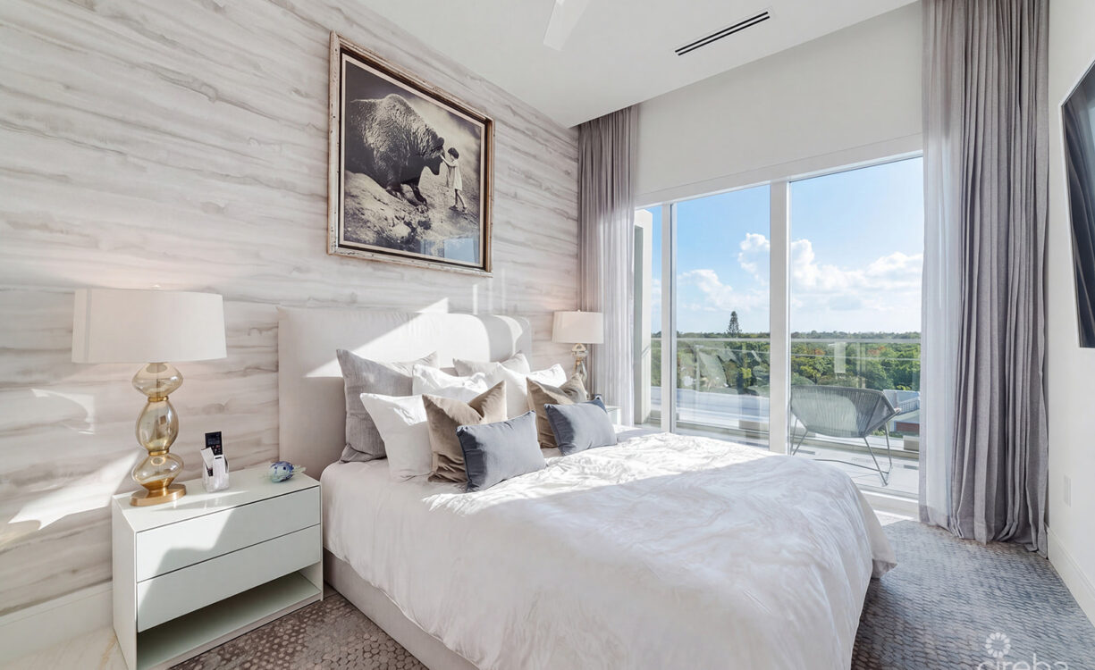 THREE-LEVEL OCEANFRONT FIN PENTHOUSE  #30 PLUS 2 GARAGES