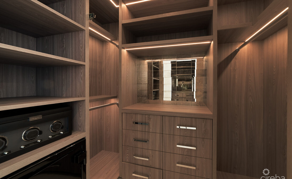 THREE-LEVEL OCEANFRONT FIN PENTHOUSE  #30 PLUS 2 GARAGES