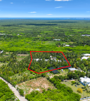 3.235-ACRE DEVELOPMENT PARCEL WITH OPERATIONAL FARM