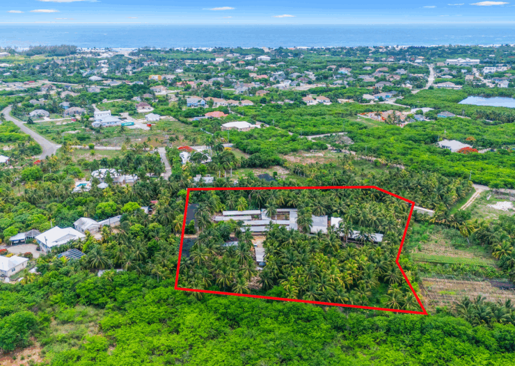 3.235-ACRE DEVELOPMENT PARCEL WITH OPERATIONAL FARM