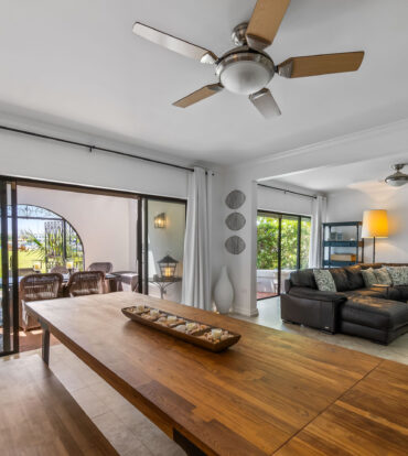 LIME TREE BAY UNIQUE 4 BED, 3.5 BATH WITH WATER VIEWS