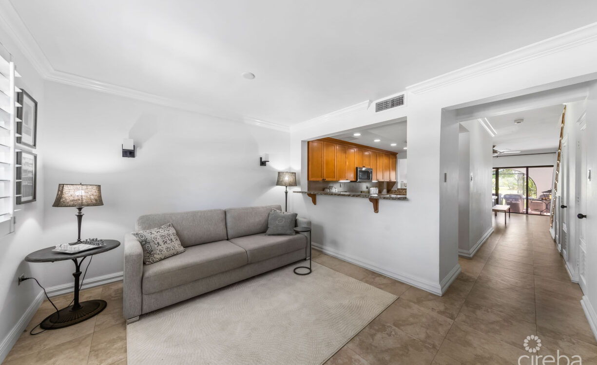 LIME TREE BAY UNIQUE 4 BED, 3.5 BATH WITH WATER VIEWS