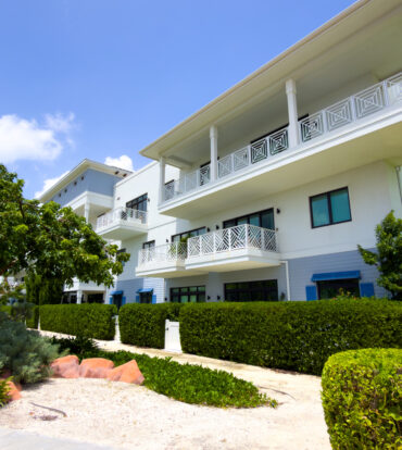OLEA - 2 BED CORNER CONDO