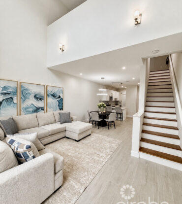 SPACIOUS & MODERN 3 BR TOWNHOME - EXCELLENT LOCATION!