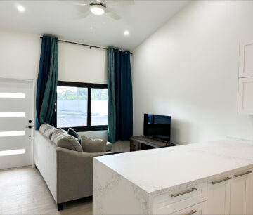 GATEWAY WEST, GEORGE TOWN CONDO
