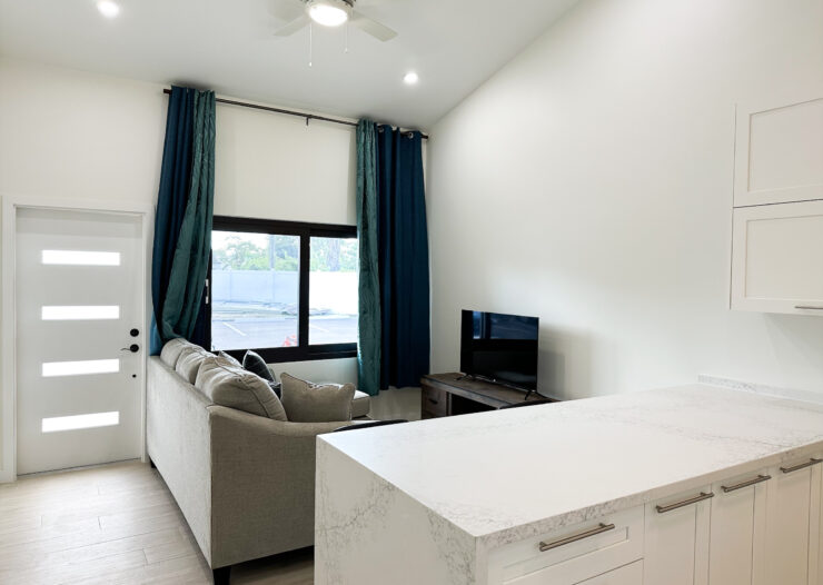 GATEWAY WEST, GEORGE TOWN CONDO