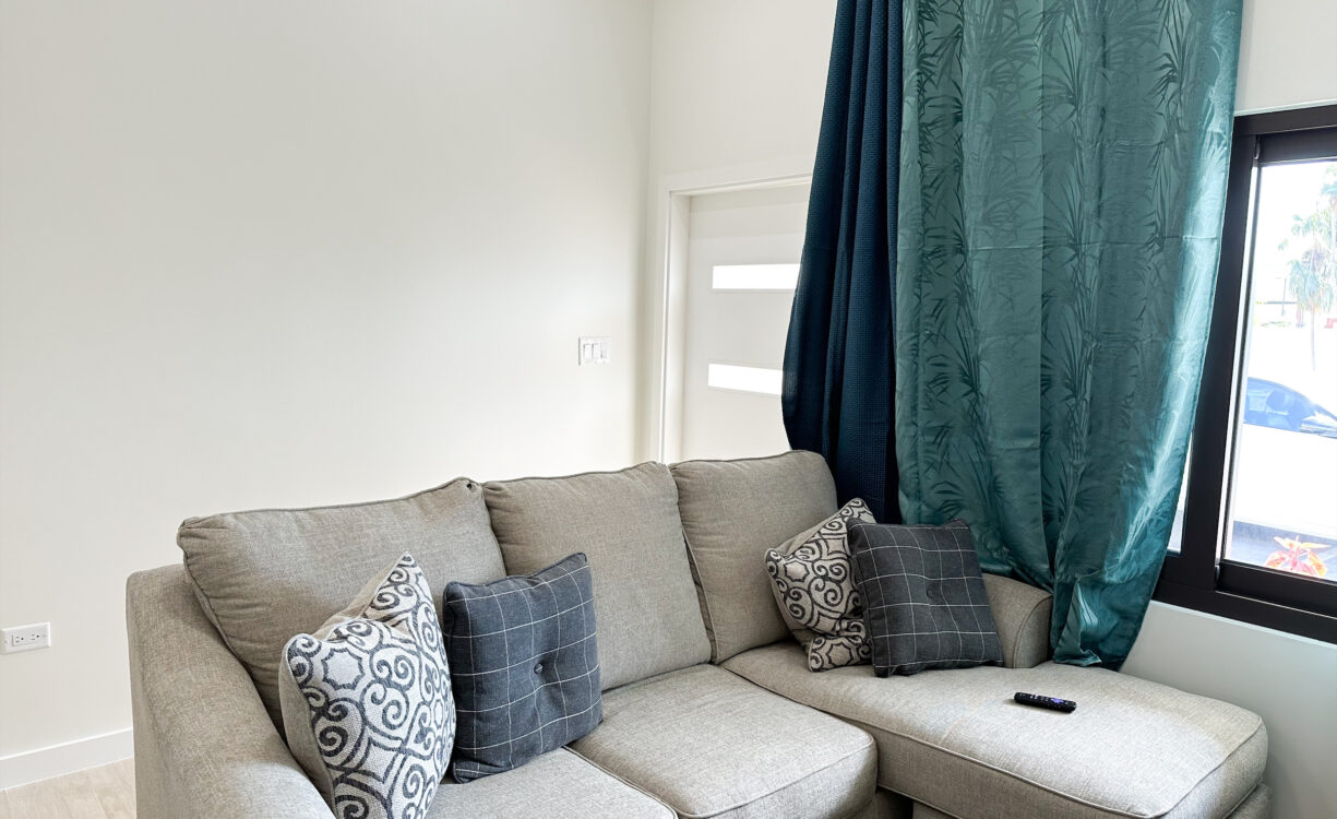 GATEWAY WEST, GEORGE TOWN CONDO