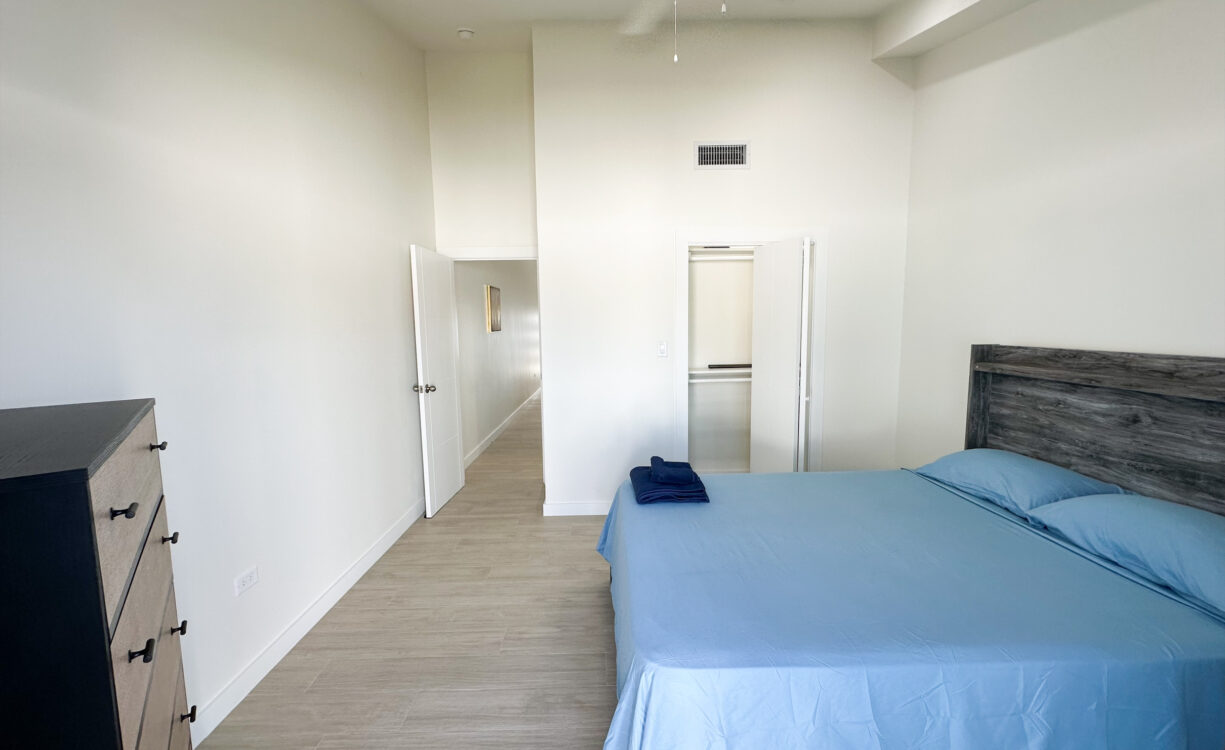 GATEWAY WEST, GEORGE TOWN CONDO