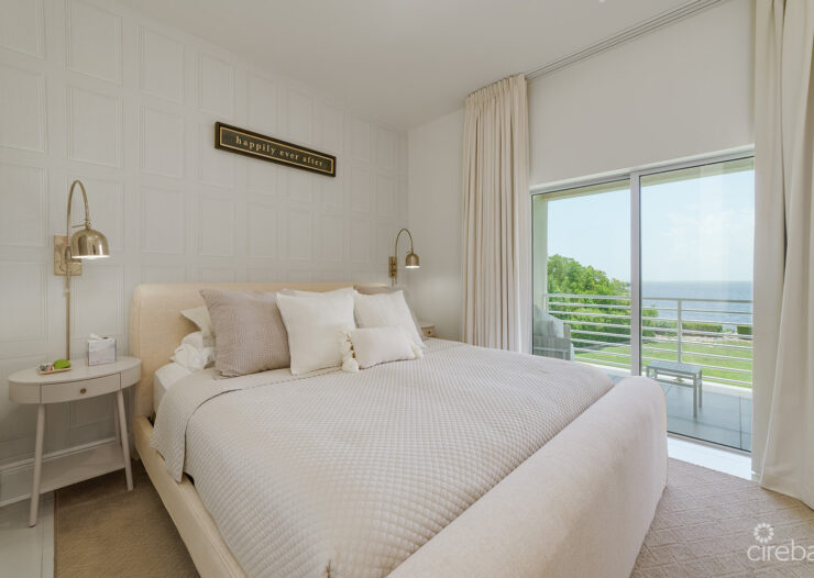 SNUG HARBOUR VILLAS #2 - OCEANFRONT TOWNHOME