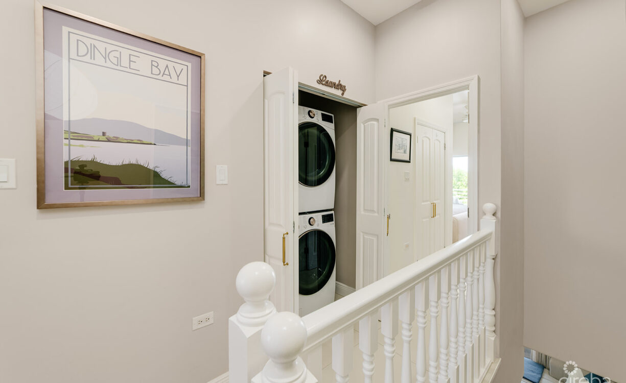 SNUG HARBOUR VILLAS #2 - OCEANFRONT TOWNHOME