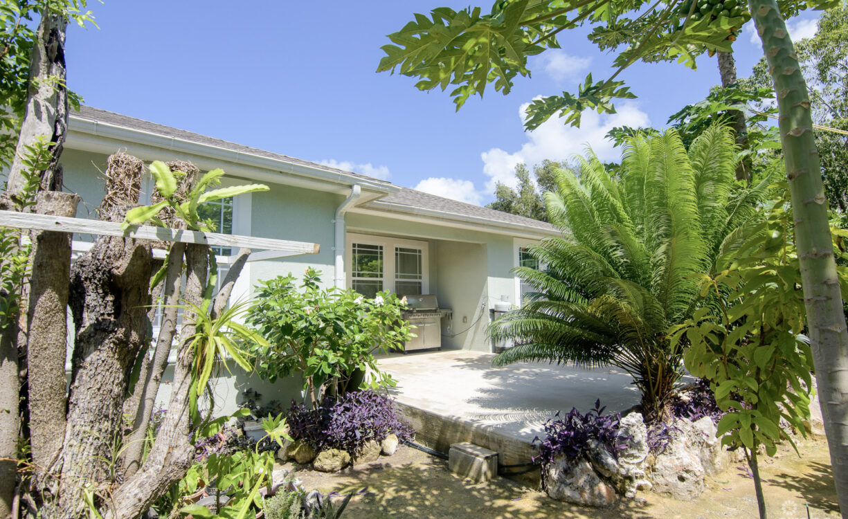 ROCK RIDGE HOUSE