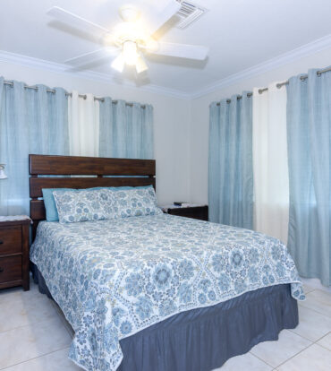 CAYMAN BRAC PIONEER LANE HOUSE AND COTTAGE