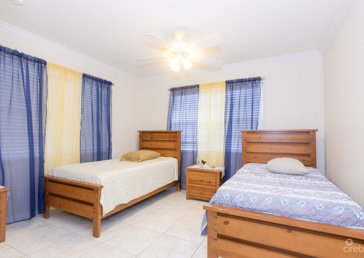 CAYMAN BRAC PIONEER LANE HOUSE AND COTTAGE