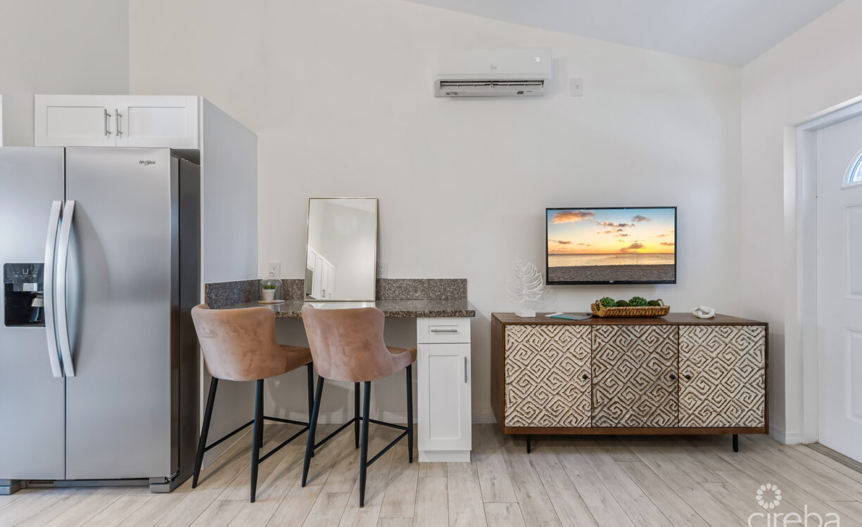 SANDSCAPE RESIDENCES #27
