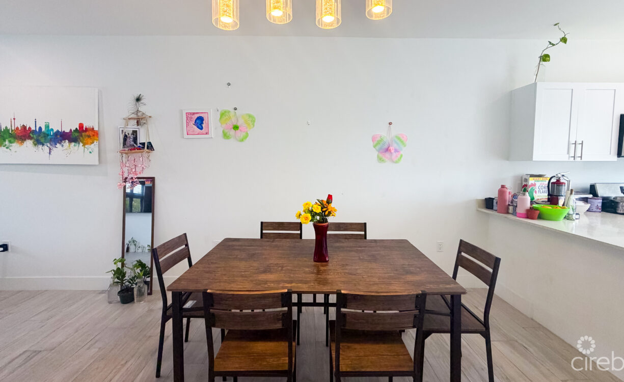 OCEAN VISTA 2 BED TOWNHOUSE
