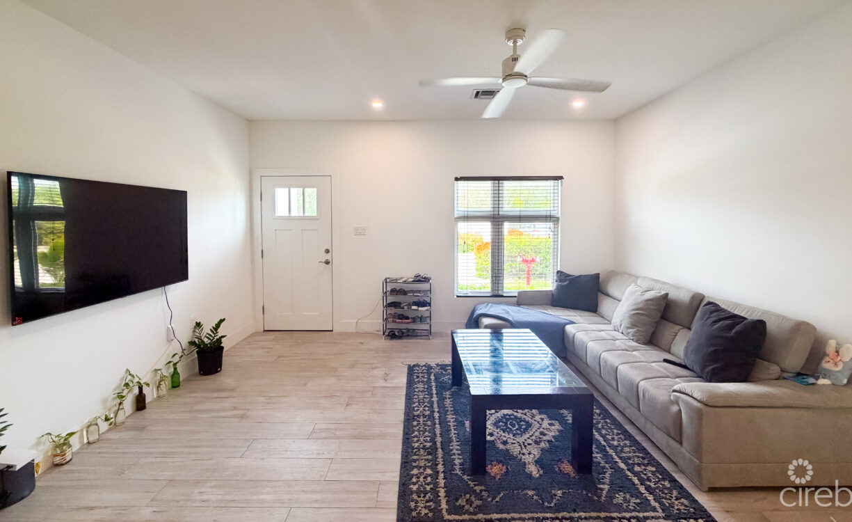 OCEAN VISTA 2 BED TOWNHOUSE