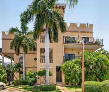 LANTERN POINT 3 BEDROOM CONDO W/ROOFTOP TERRACE