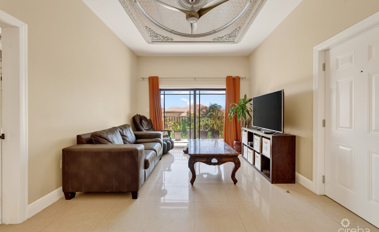 LANTERN POINT 3 BEDROOM CONDO W/ROOFTOP TERRACE