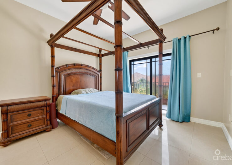 LANTERN POINT 3 BEDROOM CONDO W/ROOFTOP TERRACE