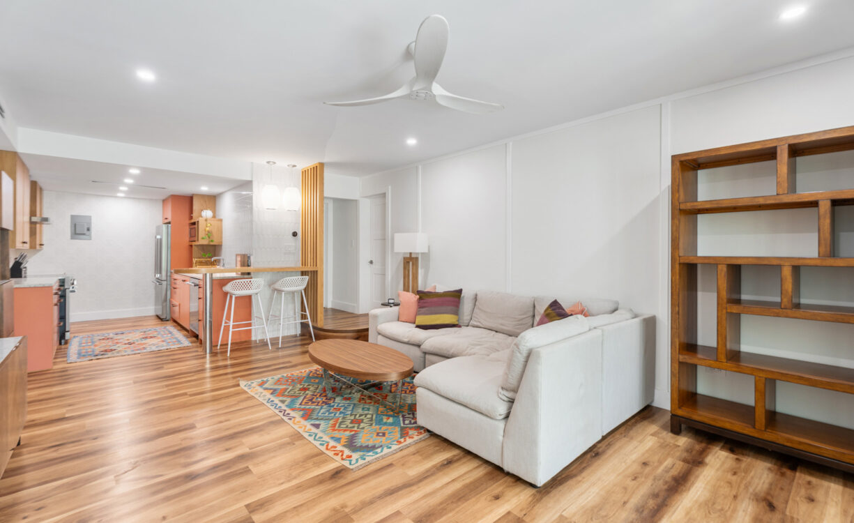 VILLA PAPPAGALLOS 4, WEST BAY RENOVATED CONDO