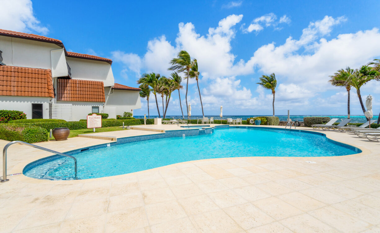 VILLA PAPPAGALLOS 4, WEST BAY RENOVATED CONDO