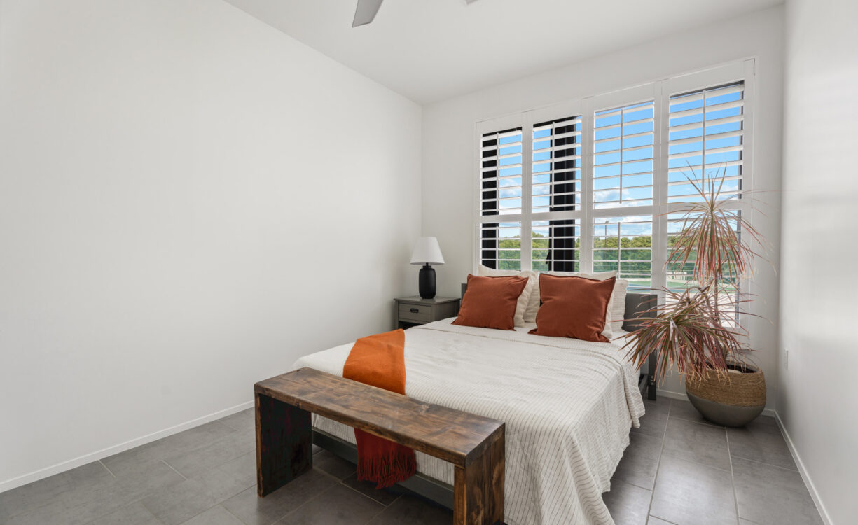 VELA 32, SOUTH SOUND TOWNHOME