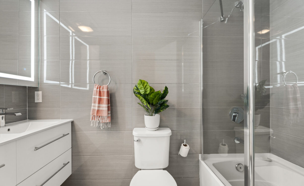 VELA 32, SOUTH SOUND TOWNHOME