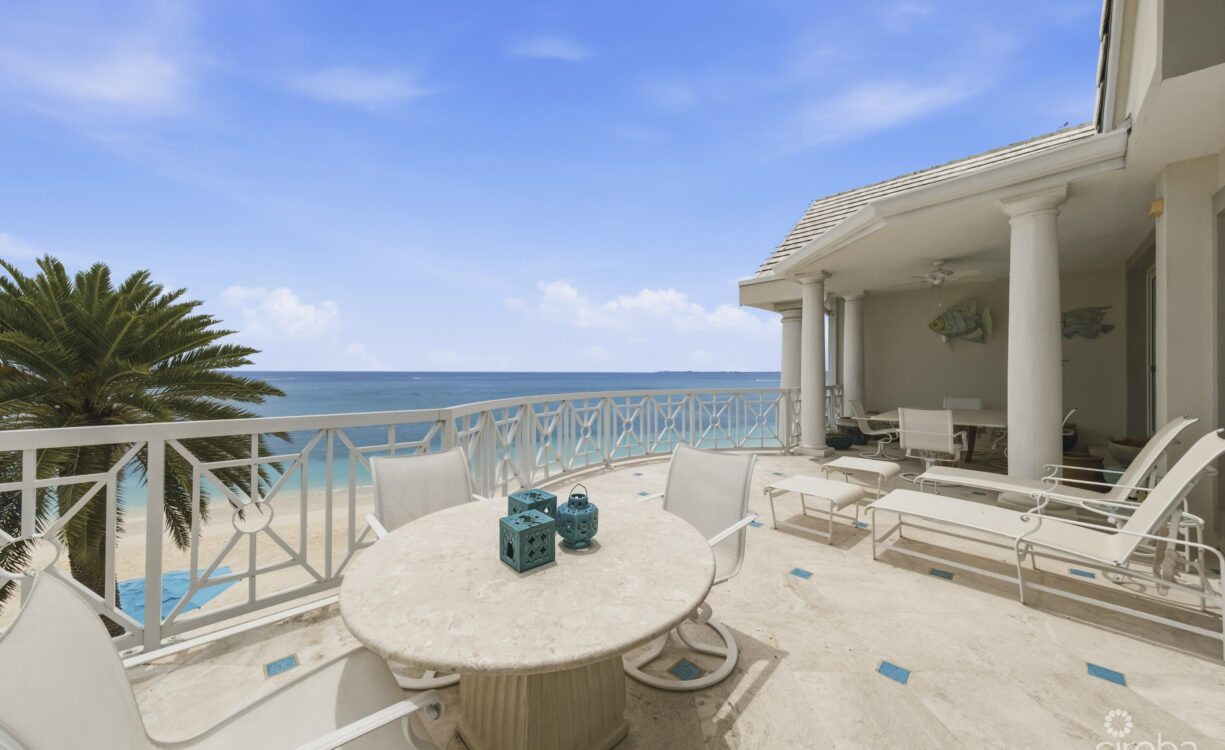 THE SOVEREIGN #12 PENTHOUSE ON SEVEN MILE BEACH