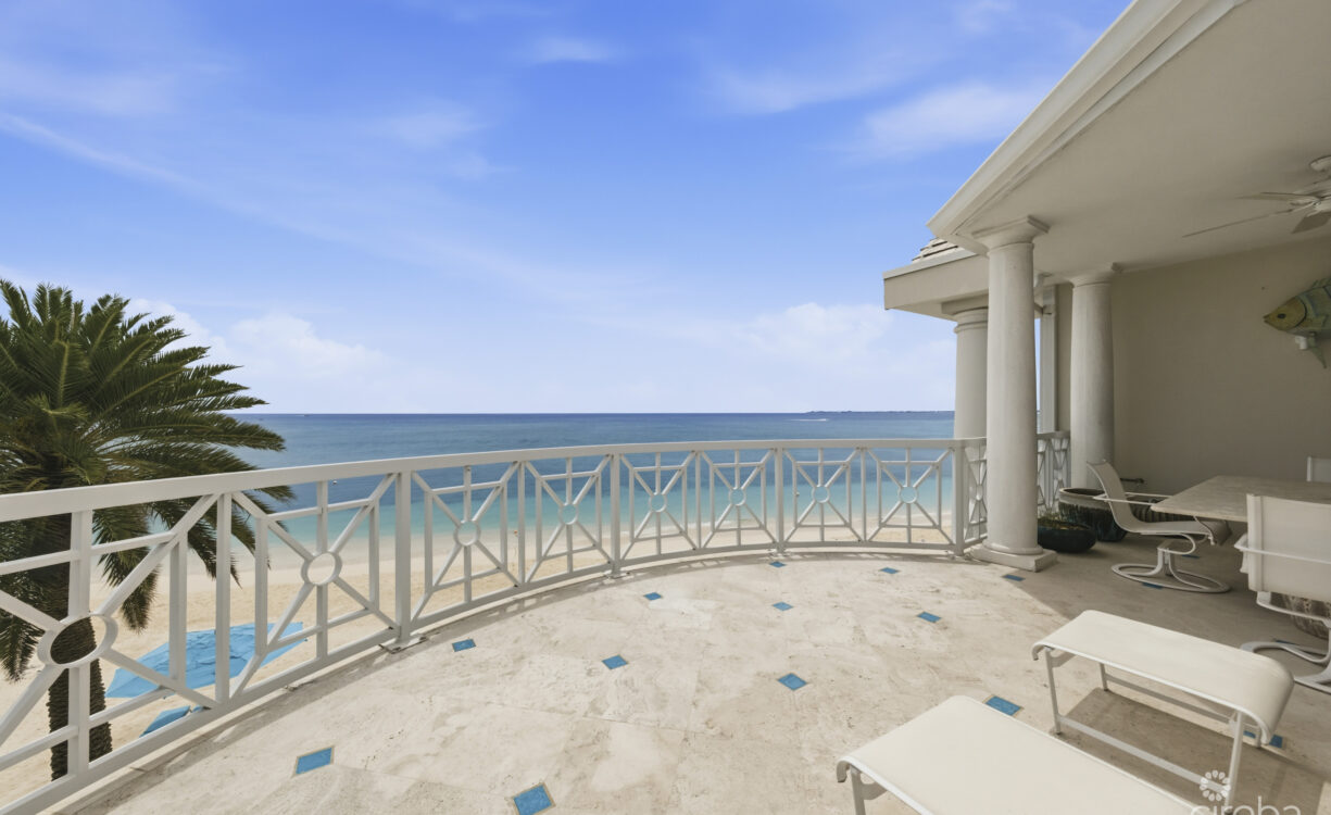 THE SOVEREIGN #12 PENTHOUSE ON SEVEN MILE BEACH
