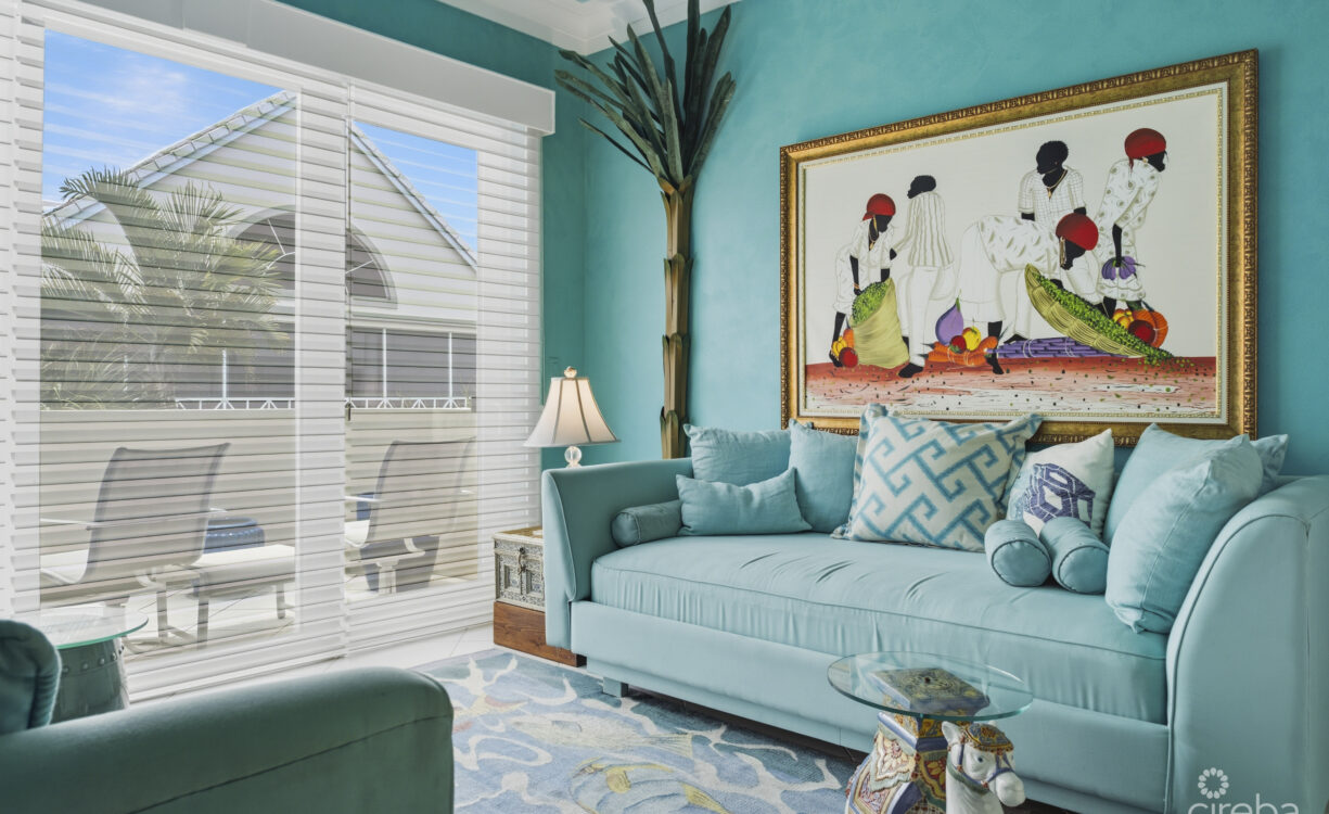 THE SOVEREIGN #12 PENTHOUSE ON SEVEN MILE BEACH