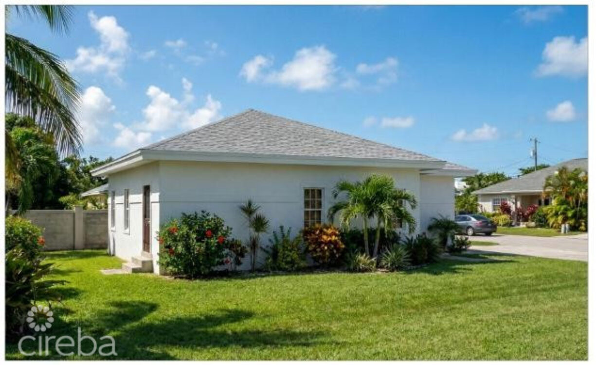 WEST BAY RESIDENTIAL LOT WITH APPROVED 3 BED/2 BATH PLANS AND BUILDING PERMIT.