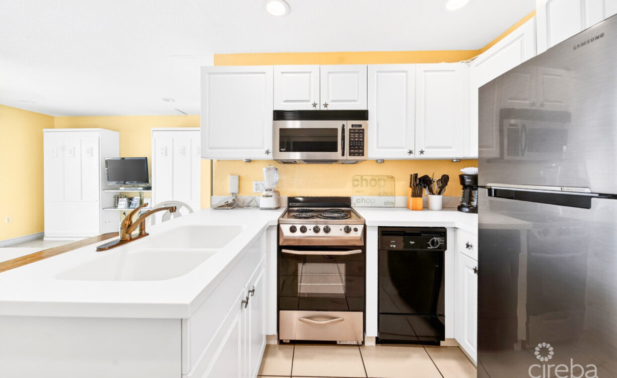 COMPASS POINT 205 - ONE BEDROOM
