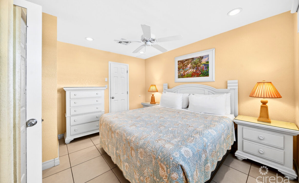 COMPASS POINT 205 - ONE BEDROOM