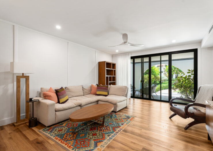 VILLA PAPPAGALLOS 4, WEST BAY RENOVATED CONDO
