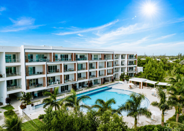 AURA #305 OCEANFRONT