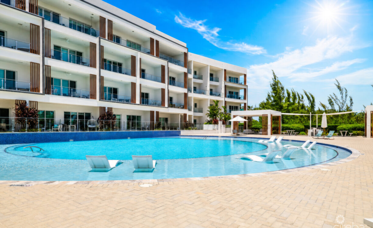 AURA #305 OCEANFRONT