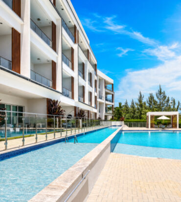 AURA #305 OCEANFRONT