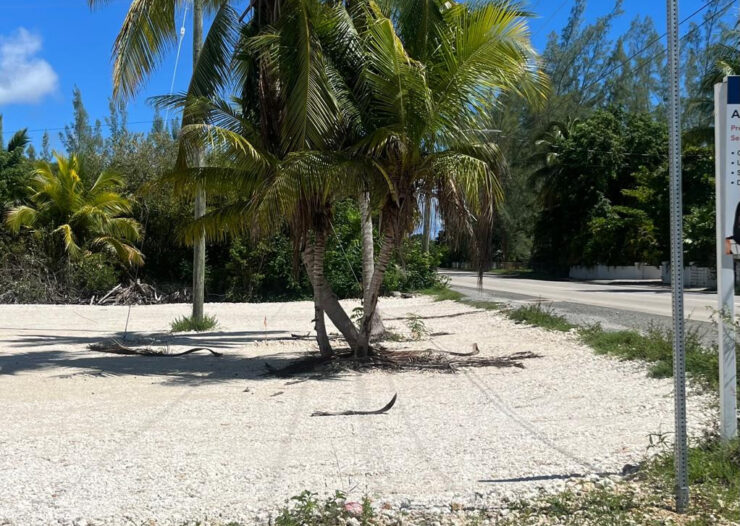 0.57 ACRES DEVELOPMENT LOT - SEAVIEW ROAD
