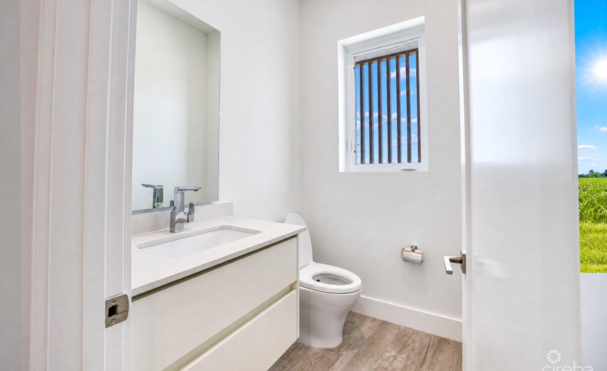 AURA #305 OCEANFRONT