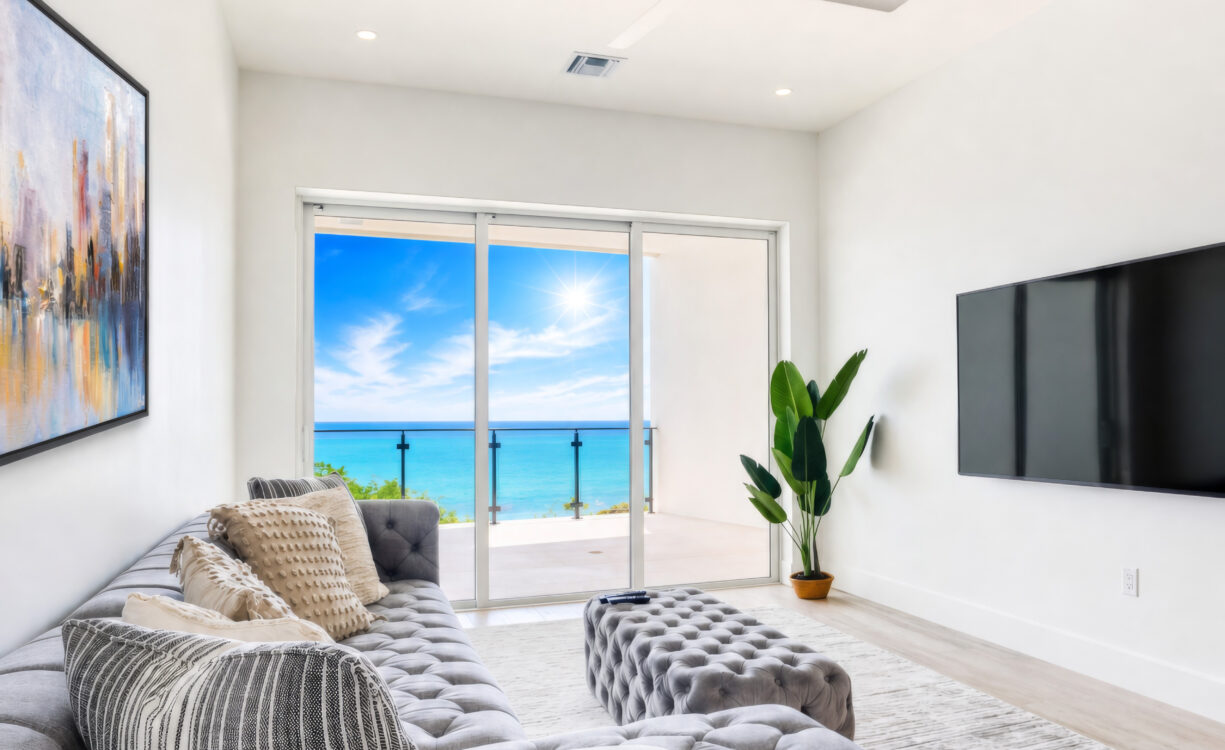AURA #305 OCEANFRONT