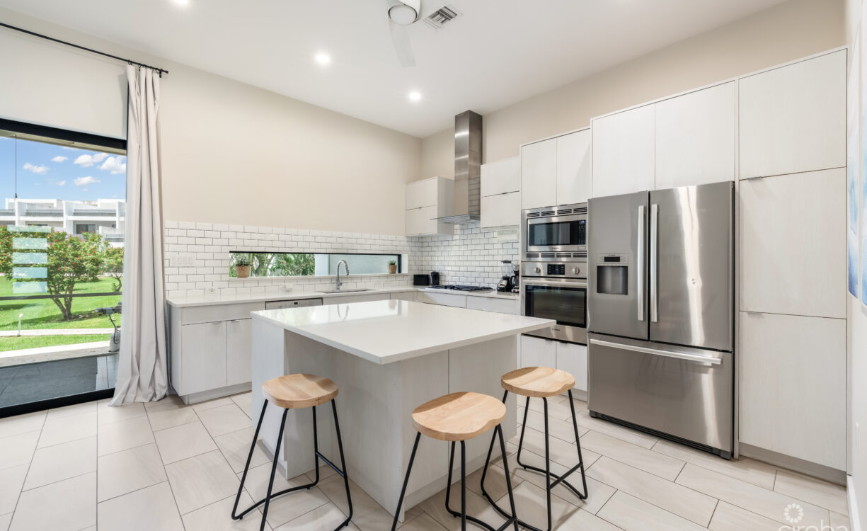 VELA 4 BED TOWNHOUSE