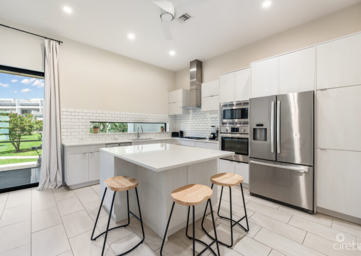 VELA 4 BED TOWNHOUSE