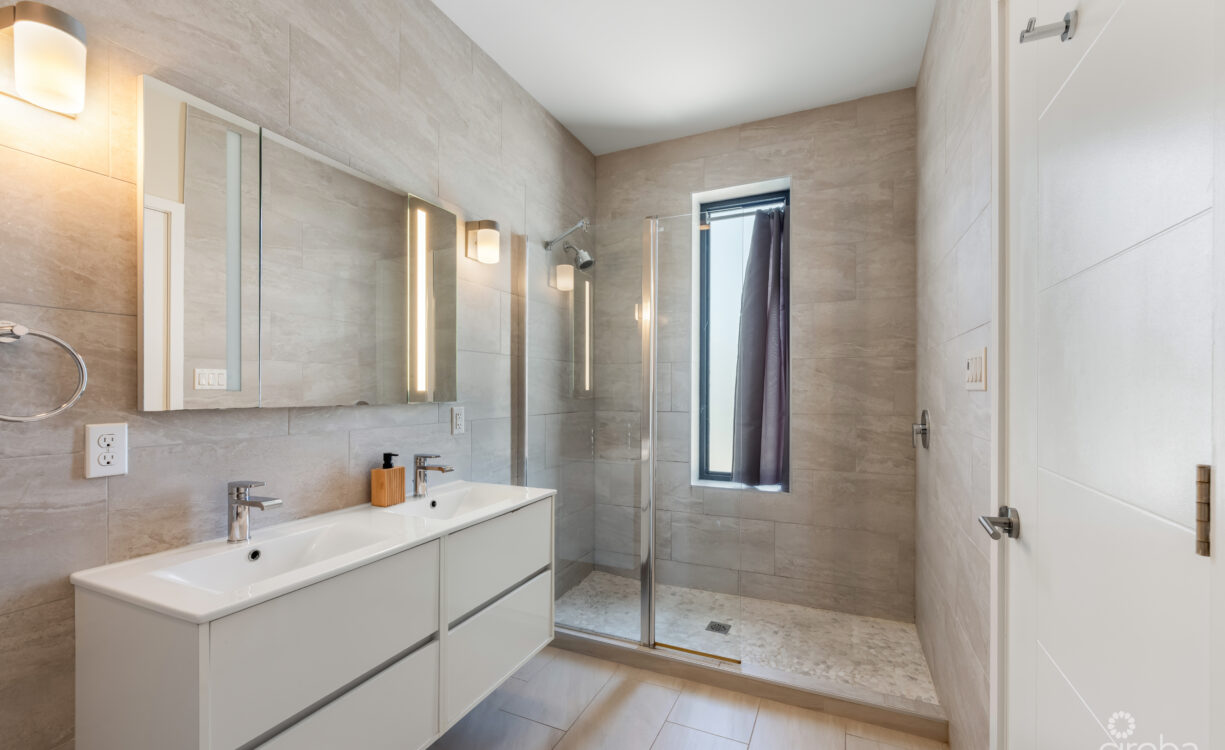 VELA 4 BED TOWNHOUSE