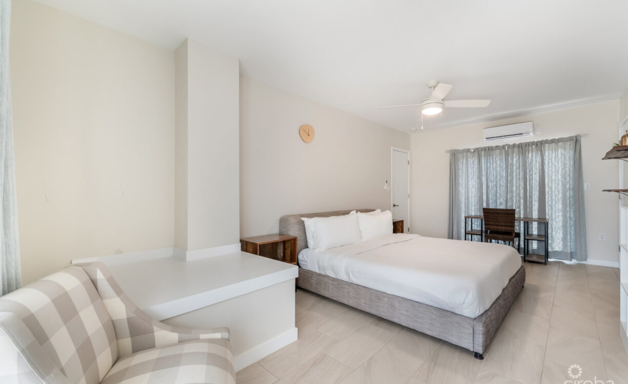 VELA 4 BED TOWNHOUSE