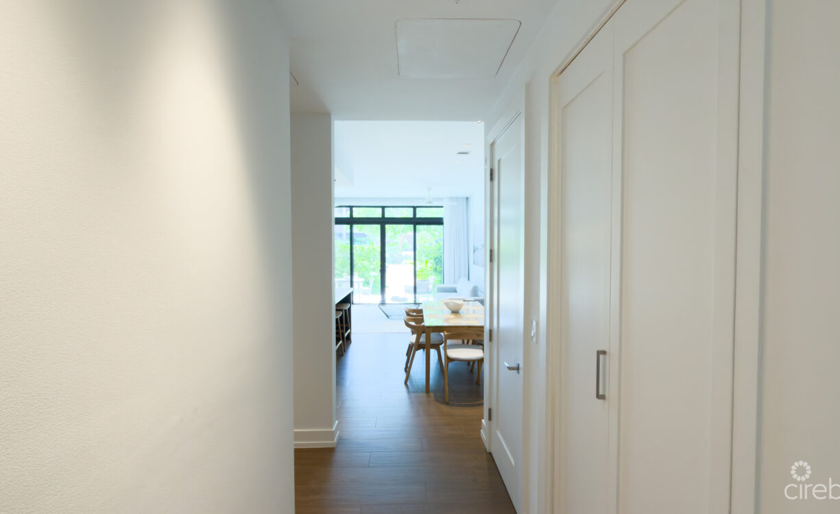 OLEA - 2 BED CORNER CONDO