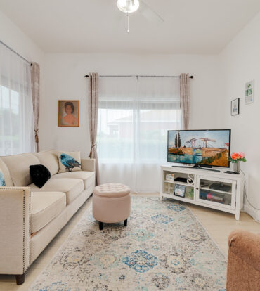COLBY DRIVE SINGLE FAMILY HOME WITH STUDIO